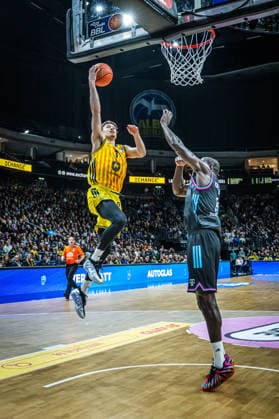 Basketball Berlin 20.04.2026 Saison 2025 2026 EasyCredit BBL 1. Bundesliga Männer, Herren Alba Berlin - Telekom Baskets Bonn Alex O Connell (Alba Berlin, No.03)