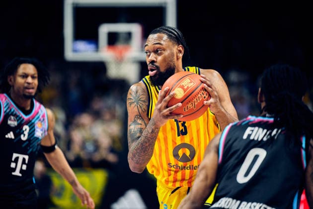 J Wan Roberts (Alba Berlin, 13), GER, ALBA Berlin vs. Telekom Baskets Bonn, Basketball Herren, easy Credit BBL, Saison 2025 2026, 30. Spieltag, 20.04.2026 GER, ALBA Berlin vs. Telekom Baskets Bonn, Basketball Herren, easy Credit BBL, Saison 2025 2026, 30. Spieltag, 20.04.2026 Berlin