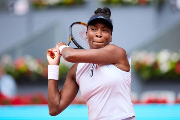Mutua Madrid Open - Day Two Venus Williams of United States plays a backhand against Kaitlin Quevedo of Spain during the GirlÕs Singles match on day two of the Mutua Madrid Open at Caja Magica on April 21, 2026, in Madrid, Spain. Madrid Caja Magica Madrid Spain RL_MMO2K26_000319 Copyright: xRicardoxLarreinax