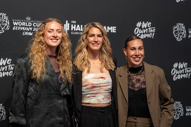 Deutschland: FIBA World Cup Germany 2026 Gruppenauslosung und Hall of Fame Zeremonie, Class of 2026, am 21.04. in Berlin, Kraftwerk: Marie Gülich, Sonja Greinacher Copyright: xSvenxHeidmannx