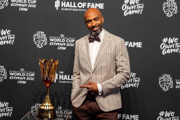 Deutschland: FIBA World Cup Germany 2026 Gruppenauslosung und Hall of Fame Zeremonie, Class of 2026, am 21.04. in Berlin, Kraftwerk: Chris Brown Copyright: xSvenxHeidmannx