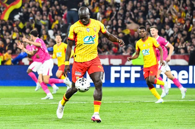 FOOTBALL : RC Lens vs Toulouse FC - Coupe de France - Demi-finale - 21 04 2026 Malang Sarr (RC Lens) LensFrance  Copyright: xBaptistexAutissierx