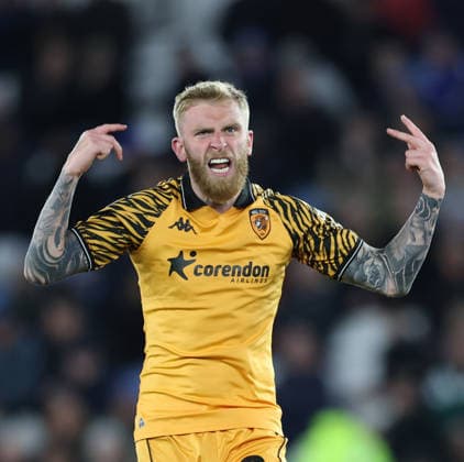 Leicester City v Hull City Sky Bet Championship Oliver McBurnie of Hull City celebrates scoring the second goal during the Sky Bet Championship match at the King Power Stadium, Leicester 21 04 2026 UK Newspapers OUT Copyright: xAndyxSumnerx FIL-23317-0239
