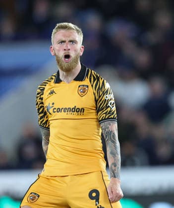 Leicester City v Hull City Sky Bet Championship Oliver McBurnie of Hull City celebrates scoring the second goal during the Sky Bet Championship match at the King Power Stadium, Leicester 21 04 2026 UK Newspapers OUT Copyright: xAndyxSumnerx FIL-23317-0241