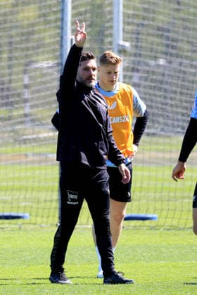 DEU, DFL, 2. FBL Hertha BSC, Training, 22.04.2026, Sportforum, Berlin, DEU, DFL, 2. FBL Hertha BSC, Training, im Bild Cheftrainer Stefan Leitl (Hertha BSC Berlin) DFL - regulations prohibit any use of Photographs as image sequences and or quasi-video