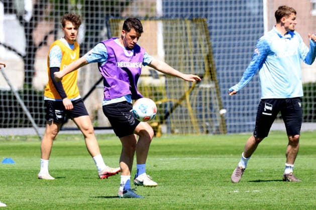 DEU, DFL, 2. FBL Hertha BSC, Training, 22.04.2026, Sportforum, Berlin, DEU, DFL, 2. FBL Hertha BSC, Training, im Bild Diego Demme (Hertha BSC Berlin 6) DFL - regulations prohibit any use of Photographs as image sequences and or quasi-video
