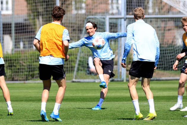 DEU, DFL, 2. FBL Hertha BSC, Training, 22.04.2026, Sportforum, Berlin, DEU, DFL, 2. FBL Hertha BSC, Training, im Bild Fabian Reese (Hertha BSC Berlin 11) DFL - regulations prohibit any use of Photographs as image sequences and or quasi-video