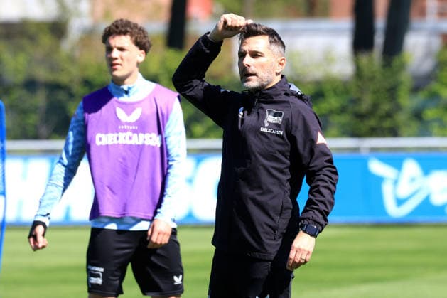 DEU, DFL, 2. FBL Hertha BSC, Training, 22.04.2026, Sportforum, Berlin, DEU, DFL, 2. FBL Hertha BSC, Training, im Bild Cheftrainer Stefan Leitl (Hertha BSC Berlin) DFL - regulations prohibit any use of Photographs as image sequences and or quasi-video