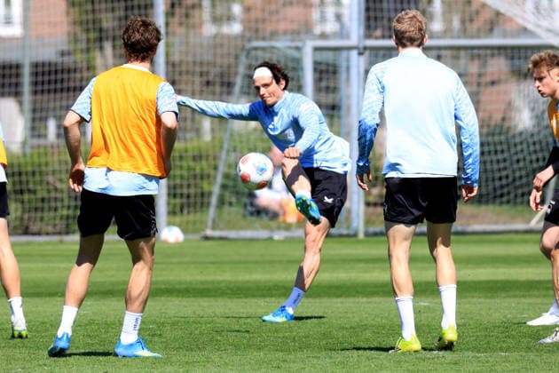 DEU, DFL, 2. FBL Hertha BSC, Training, 22.04.2026, Sportforum, Berlin, DEU, DFL, 2. FBL Hertha BSC, Training, im Bild Fabian Reese (Hertha BSC Berlin 11) DFL - regulations prohibit any use of Photographs as image sequences and or quasi-video