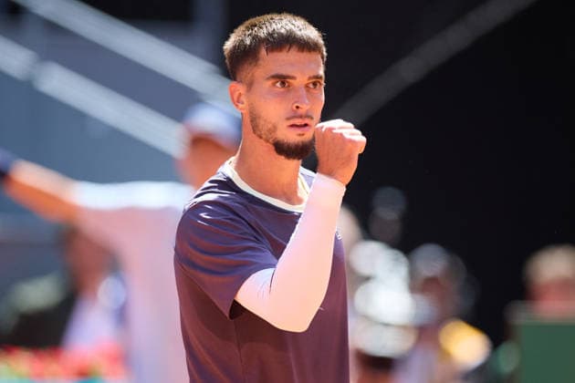 Mutua Madrid Open - Day Three Dino Prizmic of Croatia reacts against Matteo Berrettini of Italy during the MenÕs Singles match on day three of the Mutua Madrid Open at Caja Magica on April 22, 2026, in Madrid, Spain. Madrid Caja Magica Madrid Spain RL_MMO2K26_000505 Copyright: xRicardoxLarreinax