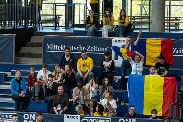 GER, ENBL VIMODROM Final 4, Halbfinale 1, CSO Voluntari - Dziki Warschau. 22.04.2026, Stadthalle, Weißenfels, GER, ENBL VIMODROM Final 4, Halbfinale 1, CSO Voluntari - Dziki Warschau. Fans von CSO Voluntari Â Foto Alexander Trienitz Weißenfels Stadthalle Sachsen-Anhalt Deutschland