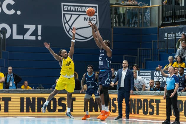 GER, ENBL VIMODROM Final 4, Halbfinale 1, CSO Voluntari - Dziki Warschau. 22.04.2026, Stadthalle, Weißenfels, GER, ENBL VIMODROM Final 4, Halbfinale 1, CSO Voluntari - Dziki Warschau. Â Foto Alexander Trienitz Weißenfels Stadthalle Sachsen-Anhalt Deutschland