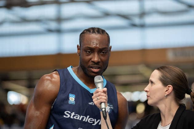 Solomon Devin Young (CSO, 33), Interview, CSO Voluntari vs. Dziki Warszawa, European North Basketball League, Final Four, Halbfinale 2025 26, Rumänien, Polen, 22.04.2026. Weissenfels Stadthalle Sachsen-Anhalt Deutschland