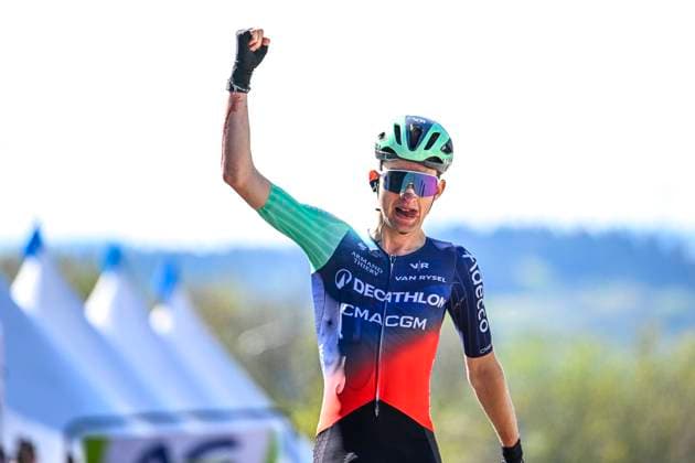 La Fleche Wallonne 2026 Cycling Race HUY, BELGIUM - APRIL 22 : Seixas Paul (FRA) of Decathlon CMA CGM Team celebrating his victory during the 90th edition of La Fleche Wallonne an UCI World Tour 1.UWT one day cycling road race for Men Elite of 209 km with start in Herstal and finish in Huy on April 22, 2026 in Huy, Belgium, 22 04 2026 ( Motordriver Guy De Vuyst - Huy Belgium  Copyright: xVincentxKalutx