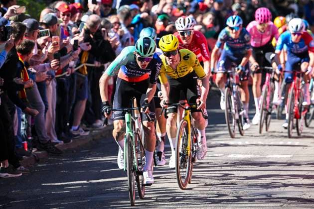La Fleche Wallonne 2026 Cycling Race HUY, BELGIUM - APRIL 22 : Seixas Paul (FRA) of Decathlon CMA CGM Team in the final sprint during the 90th edition of La Fleche Wallonne an UCI World Tour 1.UWT one day cycling road race for Men Elite of 209 km with start in Herstal and finish in Huy on April 22, 2026 in Huy, Belgium, 22 04 2026 ( Motordriver Guy De Vuyst - Huy Belgium  Copyright: xBernardxPaponx
