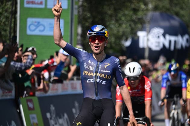 22-04-2026 Tour Of The Alps; Tappa 03 Laces - Arco; 2026, Pinarello - Q36.5; Pidcock, Thomas; Arco; 