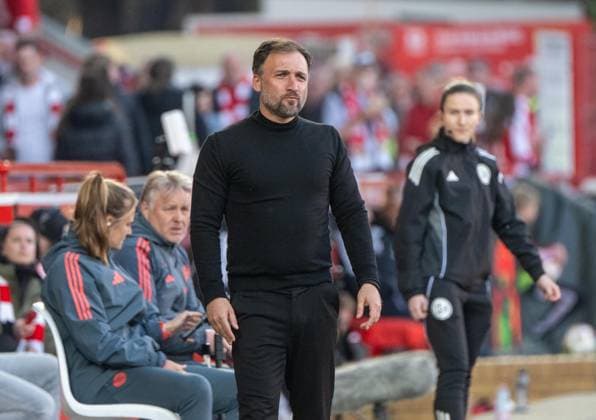 Fußball, Frauen, Saison 2025 2026, Google Pixel Frauen-Bundesliga (23. Spieltag), 1. FC Union Berlin -FC Bayern München, Trainer Jose Barcala (FC Bayern München), 22.04. 2026, Copyright: xMatthiasxKochx
