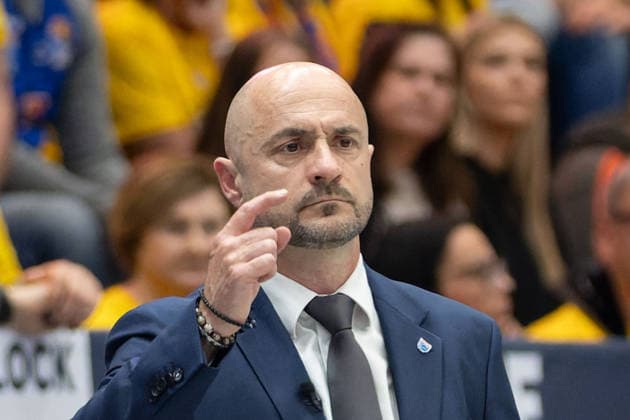 Milenko Bogicevic (MBC, Head Coach), Syntainics MBC vs. Manchester Basketball, European North Basketball League, Final Four, Halbfinale 2025 26, Deutschland England, 22.04.2026. Weissenfels Stadthalle Sachsen-Anhalt Deutschland