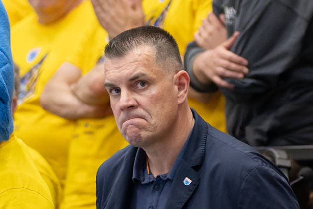 MBC Hauptgesellschfter Christian Zeidler bei der Niederlage des MBC im Spiel Syntainics MBC vs. Manchester Basketball, European North Basketball League, Final Four, Halbfinale 2025 26, Deutschland England, 22.04.2026. Weissenfels Stadthalle Sachsen-Anhalt Deutschland