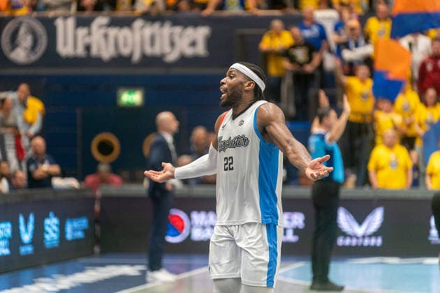 Tim Adetukasi (Manchester Basketball Club, 22) GER, Syntainics MBC vs. Manchester Basketball Club, Basketball, European North Basketball League, Halbinale, Saison 2025 2026, 22.04.2026 GER, Syntainics MBC vs. Manchester Basketball Club, Basketball, European North Basketball League, Halbinale, Saison 2025 2026, 22.04.2026 Weissenfels Copyright: xEibner-Pressefoto PiaxSchindlerx EP_PSR