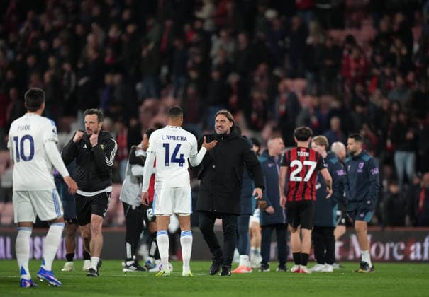 Bournemouth v Leeds United, Premier League, Football, Vitality Stadium, Bournemouth, UK - 22 Apr 2026 Daniel Farke manager of Leeds United celebrates with Lukas Nmecha of Leeds United at the end of a 2-2 draw. Bournemouth Vitality Stadium Bournemouth UK, UK NEWSPAPERS OUT Copyright: xSeanxRyanx