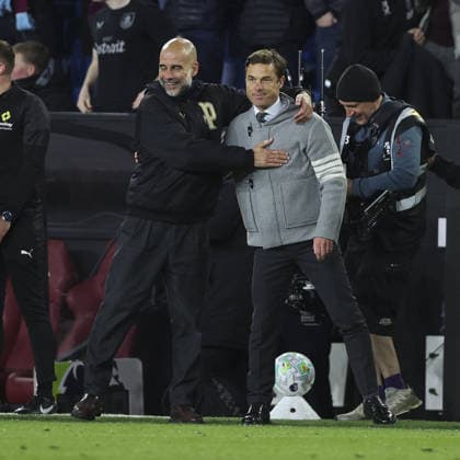 Burnley v Manchester City, FA Premier League 22.04.26 Burnley v Manchester City, FA Premier League Bradley Ormesher The Times Pep Guardiola manager of Manchester City. and Scott Parker Manager of Burnley at the end of the match  Copyright: xBradleyxOrmesherx NINTCHDBPICT001075458506