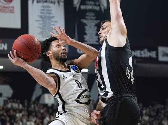 Besiktas GAIN v Cosea JL Bourg - BKT EuroCup Final ISTANBUL, TURKIYE - APRIL 22: Ante Zizic of Besiktas in action against Darius McGhee (0) of Cosea JL Bourg during the BKT EuroCup Final Game 1 match between Besiktas GAIN and Cosea JL Bourg at Besiktas GAIN Complex on April 22, 2026 in Istanbul, Turkiye. Esra Bilgin Anadolu Istanbul Turkey. Editorial use only. Please get in touch for any other usage.  Copyright: x2026xAnadoluxEsraxBilginx