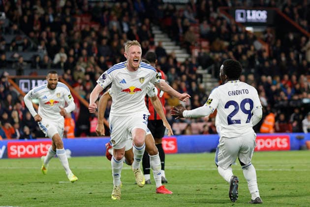 22nd April 2026, Bournemouth, Dorset, England; Premier League Football, AFC Bournemouth versus Leeds United; Sean Longstaff of Leeds celebrates his goal after scored in 90+7th minutes HongboxChen