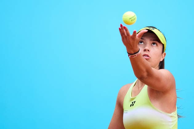 Mutua Madrid Open - Day Four Petra Marcinko of Croatia serves against Belinda Bencic of Switzerland during the Girl™s Singles match on day four of the Mutua Madrid Open at Caja Magica on April 23, 2026, in Madrid, Spain. Madrid Caja Magica Madrid Spain RL_MMO2K26_000662 Copyright: xRicardoxLarreinax