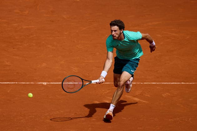 Mutua Madrid Open - Day Four Pablo Carreno of Spain plays a forehand against Marton Fucsovics of Hungary during the MenÕs Singles match on day four of the Mutua Madrid Open at Caja Magica on April 23, 2026, in Madrid, Spain. Madrid Caja Magica Madrid Spain RL_MMO2K26_000716 Copyright: xRicardoxLarreinax