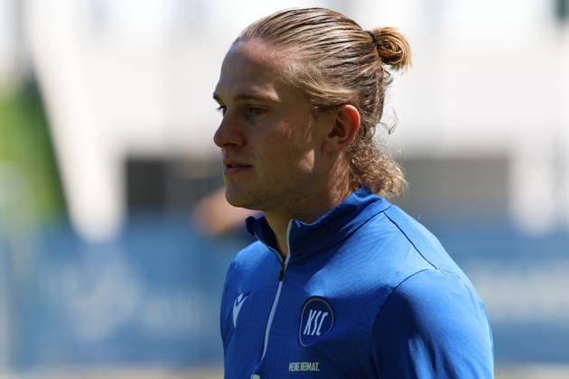 23.04.2026, xrekx, Fussball 2.Bundesliga, Karlsruher SC - Training v.l. David Herold (Karlsruher SC) (DFL DFB REGULATIONS PROHIBIT ANY USE OF PHOTOGRAPHS as IMAGE SEQUENCES and or QUASI-VIDEO) Karlsruhe
