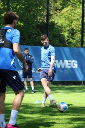 23.04.2026, xrekx, Fussball 2.Bundesliga, Karlsruher SC - Training v.l. Marvin Wanitzek (Karlsruher SC) (DFL DFB REGULATIONS PROHIBIT ANY USE OF PHOTOGRAPHS as IMAGE SEQUENCES and or QUASI-VIDEO) Karlsruhe
