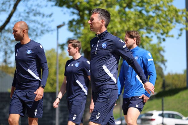 23.04.2026, xrekx, Fussball 2.Bundesliga, Karlsruher SC - Training v.l. Christian Eichner Trainer (Karlsruher SC) (DFL DFB REGULATIONS PROHIBIT ANY USE OF PHOTOGRAPHS as IMAGE SEQUENCES and or QUASI-VIDEO) Karlsruhe