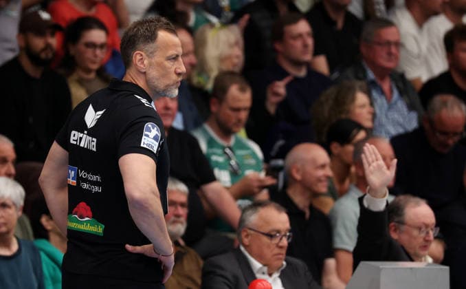 23.04.2026, Deutschland, Göppingen, Handball DAIKIN HBL Bundesliga, FRISCH AUF! Göppingen vs. Rhein-Neckar Löwen, RNL Trainer Maik Machulla