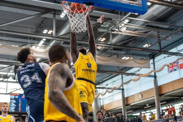 Khyri Thomas (Syntainics MBC, 00) nach einem Konter GER, Syntainics MBC vs. CSO Voluntari, Basketball, European North Basketball League, Spiel um Platz 3, Saison 2025 2026, 23.04.2026 GER, Syntainics MBC vs. CSO Voluntari, Basketball, European North Basketball League, Spiel um Platz 3, Saison 2025 2026, 23.04.2026 Weissenfels Copyright: xEibner-Pressefoto PiaxSchindlerx EP_PSR