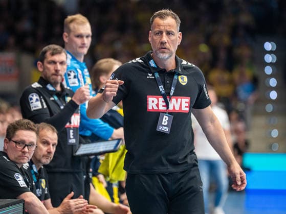 Maik Machulla, Cheftrainer (Rhein-Neckar Loewen) ballt die Jubelfaust, Frisch Auf Goeppingen vs. Rhein-Neckar Loewen, Handball, 1. Bundesliga, Herren, Spielzeit 2025 2026, 23.04.2026, Frisch Auf Goeppingen vs. Rhein-Neckar Loewen, Handball, 1. Bundesliga, Herren, Spielzeit 2025 2026, 23.04.2026 Goeppingen Copyright: xEibner-Pressefoto MichaelxSchmidx EP_MST