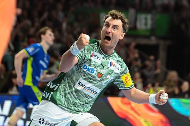 23.04.2026, xlakx, Handball Daikin HBL, Fuechse Berlin - VfL Gummersbach v.l. Lukas Herburger (Fuechse Berlin) Jubel ueber das Tor Berlin