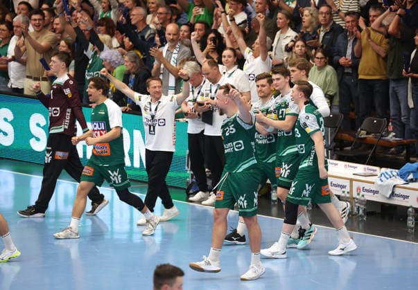 23.04.2026, Deutschland, Göppingen, Handball DAIKIN HBL Bundesliga, FRISCH AUF! Göppingen vs. Rhein-Neckar Löwen, Schlußjubel, Jubel (FAG)