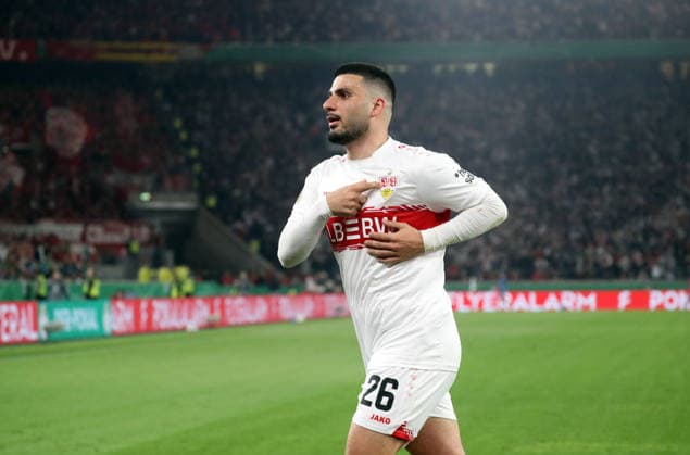 23.04.26 VfB Stuttgart - SC Freiburg Deutschland, Stuttgart, 24.04.2026, Fussball, DFB-Pokal, Saison 2025 2026, Halbfinale, VfB Stuttgart - SC Freiburg: Deniz Undav (VfB Stuttgart); Jubel Tor 1:1 Undav. *** 23 04 26 VfB Stuttgart SC Freiburg Germany, Stuttgart, 24 04 2026, Football, DFB Pokal, Season 2025 2026, Semifinal, VfB Stuttgart SC Freiburg Deniz Undav VfB Stuttgart Jubel Tor 1 1 Undav