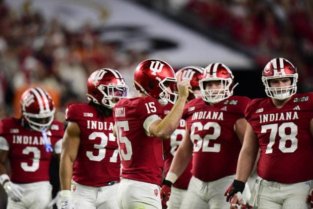 2026 NFL, American Football Herren, USA DRAFT PREVIEW: FILE PHOTOS APR 19 (FILE PHOTOS) former Indiana Hoosiers quarterback (15) Fernando Mendoza who is projected to be the top pick in the 2026 NFL Draft, here he is pictured on January 20, 2026 versus the Miami Hurricanes, in the 2026 National Championship, the NFL Draft will be held in Pittsburgh, Pennsylvania on April 23-25, 2026. (Mandatory Credit: Jose MarinMedia.org) (Absolute Complete photographer, and credits required) (FILE PHOTOS) former Indiana Hoosiers quarterback (15) Fernando Mendoza who is projected to be the top pick in the 2026 NFL Draft, here he is pictured on January 20, 2026 versus the Miami Hurricanes, in the 2026 National Championship, the NFL Draft will be held in Pittsburgh, Pennsylvania on April 23-25, 2026. (Mandatory Credit: Jose MarinMedia.org) (Absolute Complete photographer, and credits required) Pittsburgh Acrisure Stadium PA United States of America Copyright: xJosex xMarinMedia.orgx xIMAGOx