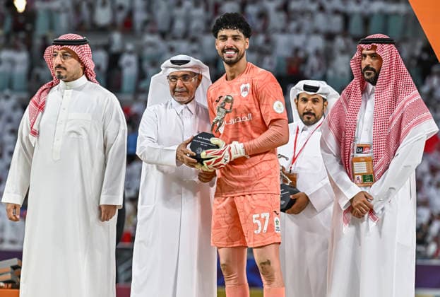 Al Rayyan SC vs Al-Shabab SC AGCFF Gulf Club Champions League Final Mahmud Abunada of Al Rayyan SC poses with the Best Goalkeeper trophy during an award ceremony for the AGCFF Gulf Club Champions League Final football match between QatarÕs Al Rayyan SC and Saudi Arabia s Al-Shabab SC at Ahmad bin Ali Stadium in Al Rayyan, Qatar, on April 23, 2026. DOHA Qatar Copyright: xNOUSHADx