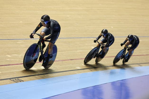 UCI Track World Cup: Nilai Picture by Alex Whitehead SWpix.com - 24 04 2026 - Cycling - UCI Track World Cup: Nilai - Velodrom Nasional Malaysia, Nilai, Malaysia - Women™s Team Sprint - First Round - Nurul Izzah Izzati Mohd Asri (Malaysia), Nur Alyssa Mohd Farid (Malaysia), Anis Amira Rosidi (Malaysia) Nilai Velodrom Nasional Malaysia Malaysia Copyright: x xSWpix.comx(t axPhotographyxHubxLtd)xAlexxWhitehead SWpix.comx SWP-3030-13029