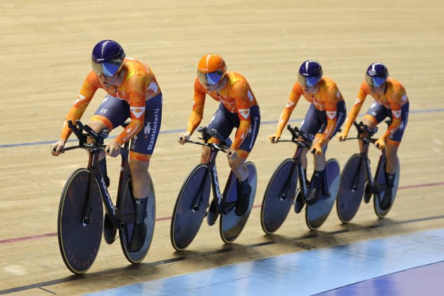 UCI Track World Cup: Nilai Picture by Alex Whitehead SWpix.com - 24 04 2026 - Cycling - UCI Track World Cup: Nilai - Velodrom Nasional Malaysia, Nilai, Malaysia - Women™s Team Pursuit - For Bronze - Lisa van Belle (Netherlands), Lorena Wiebes (Netherlands), Daniek Hengeveld (Netherlands), Maike van der Duin (Netherlands) Nilai Velodrom Nasional Malaysia Malaysia Copyright: x xSWpix.comx(t axPhotographyxHubxLtd)xAlexxWhitehead SWpix.comx SWP-3030-13053