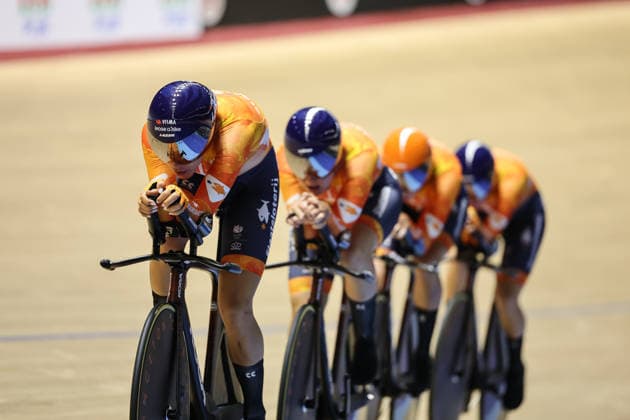 UCI Track World Cup: Nilai Picture by Alex Whitehead SWpix.com - 24 04 2026 - Cycling - UCI Track World Cup: Nilai - Velodrom Nasional Malaysia, Nilai, Malaysia - Women™s Team Pursuit - For Bronze - Lisa van Belle (Netherlands), Lorena Wiebes (Netherlands), Daniek Hengeveld (Netherlands), Maike van der Duin (Netherlands) Nilai Velodrom Nasional Malaysia Malaysia Copyright: x xSWpix.comx(t axPhotographyxHubxLtd)xAlexxWhitehead SWpix.comx SWP-3030-13058