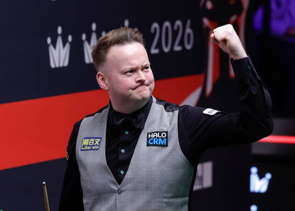 Sheffield, England, 24th April 2026. Shaun Murphy celebrates his victory following the Xiao Guodong vs Shaun Murphy Halo World Championship, WM, Weltmeisterschaft 2026 match at The Crucible, Sheffield. Picture credit should read: Cody Froggatt Sportimage EDITORIAL USE ONLY. No use with unauthorised audio, video, data, fixture lists, club league logos or live services. Online in-match use limited to 120 images, no video emulation. No use in betting, games or single club league player publications. SPI_052_CF_Sheffield_Snooker_World_Championship_Day_7 SPI-4743-0044