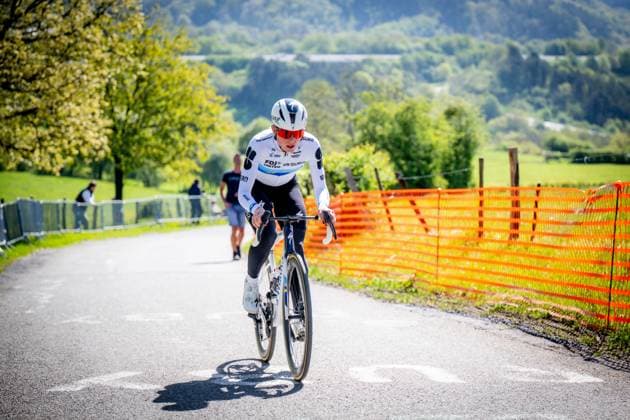 Dutch Demi Vollering of FDJ United-SUEZ pictured in action during a training and track reconnaissance session, ahead of the Liege-Bastogne-Liege one day cycling race, Friday 24 April 2026. JASPERxJACOBS  x171838233x