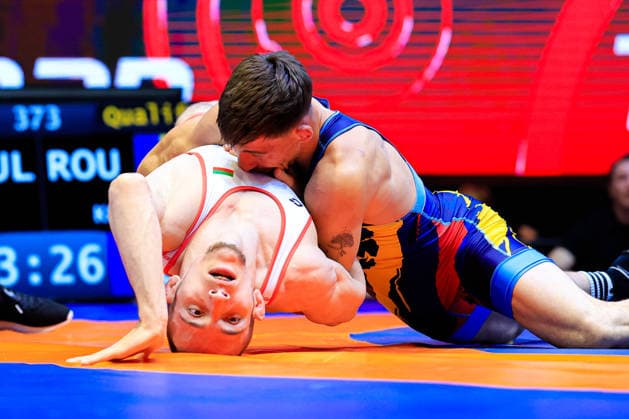 Senior Wrestling European Championships 2026 57kg FS - Razvan Marian Kovacs (ROU) df. Ivaylo Milenov Tisov (BUL) *** Senior Wrestling European Championships 2026 57kg FS Razvan Marian Kovacs ROU df Ivaylo Milenov Tisov BUL Copyright: xKostadinxAndonovx xUnitedxWorldxWrestlingx Kostadin Andonov United World Wrestling