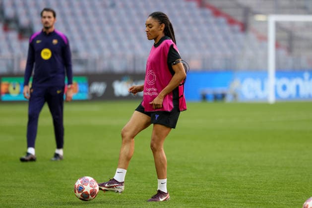 Vicky FC Barcelona, Barca 19) mit Ball, GER, Offizielles Abschlusstraining, FC Barcelona, Fussball, UEFA Womens Champions League, Halbfinale, Hinspiel, Saison 2025 2026, 24.04.2026, GER, Offizielles Abschlusstraining, FC Barcelona, Fussball, UEFA Womens Champions League, Halbfinale, Hinspiel, Saison 2025 2026, 24.04.2026 Muenchen Copyright: xEibner-Pressefoto JennixMaulx EP_JML