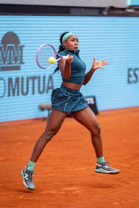 Mutua Madrid Open - Day Five MADRID, SPAIN - APRIL 24: Coco Gauff of the United States plays a forehand against Leolia Jeanjean of France in the second round match during the Mutua Madrid Open 2026 tournament celebrated at La Caja Magica on April 24, 2026 in Madrid, Spain. Madrid La Caja Magica Madrid Spain Copyright: xAlbertoxGardinx AGardin_20260424_Tennis_Madrid_Day5_0705