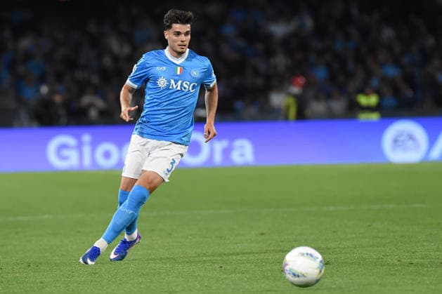 Miguel Gutierrez of SSC Napoli in action during the Serie A Enelive match between SSC Napoli vs US Cremonese at Diego Armando Maradona Stadium  Copyright: xAgostinoxGemito IPAxSportx xipa-agency.netx xx IPA_74202728 IPA_Agency_IPA74202728